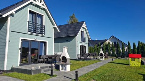 Domki Morskie Jastrzębia Góra - Domki z basenem House in Pomeranian Voivodeship