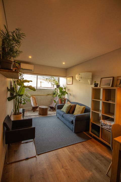 Communal lounge/ TV room, Living room, Seating area