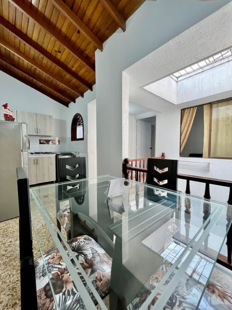 Kitchen or kitchenette, pet friendly, stove
