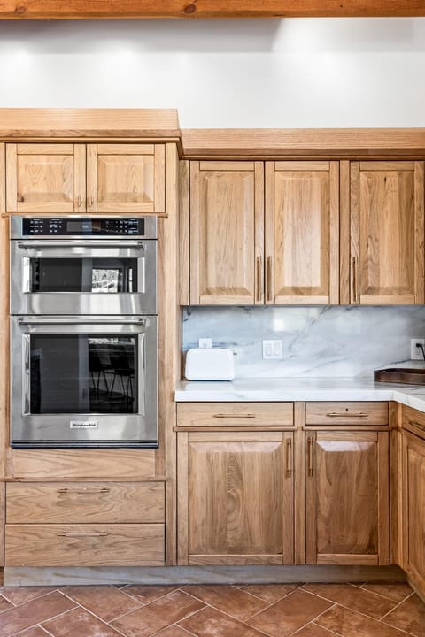 The Belvedere - Hot Tub, Sauna, and Red Rock Views House in Sedona