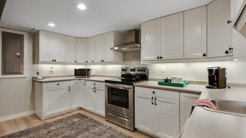 Lake And Trails Lodge Lake Access Sleeps 23 House in Wisconsin