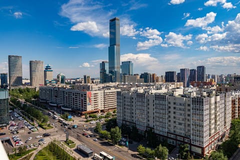 City view, Street view