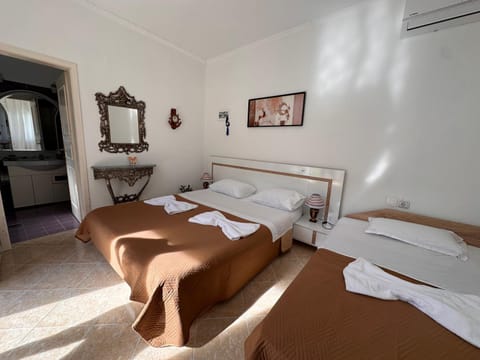 Bed, Photo of the whole room, Bedroom, towels, air conditioner