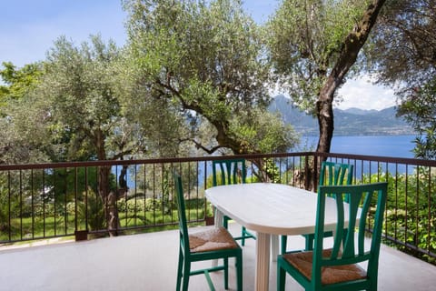 Villa Andy-Appartamento con vista lago Apartment in Torri del Benaco