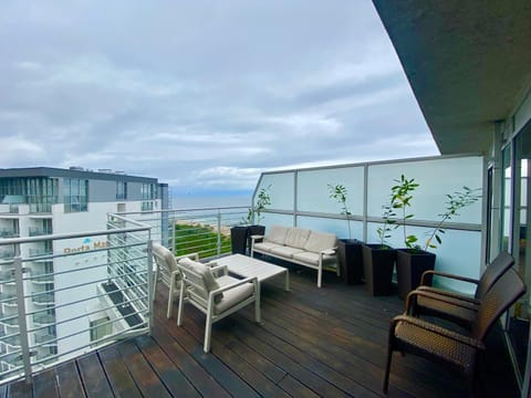 Apartamenty z widokiem na morze - przy plaży, SEA View Apartment in West Pomeranian Voivodeship, Poland