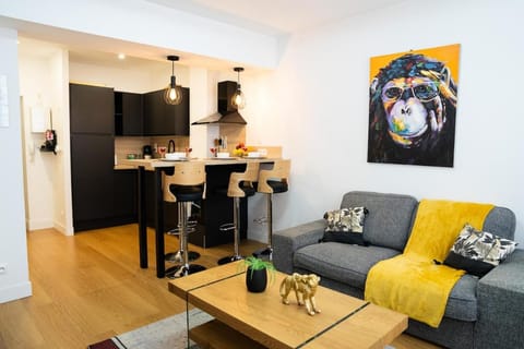 Kitchen or kitchenette, Living room, Dining area