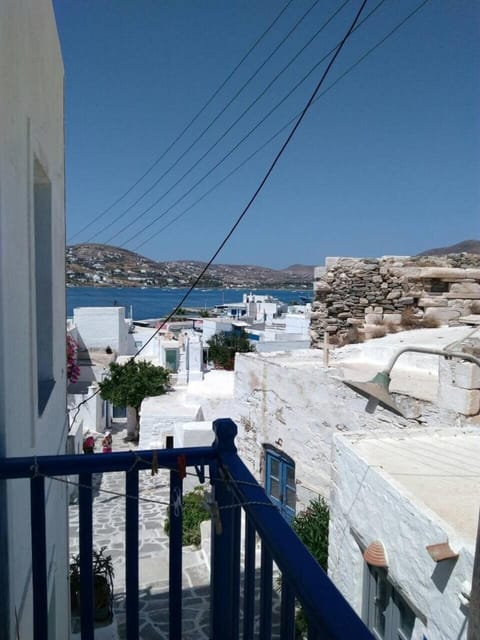 Kastro Apartment - Paroikia old down Apartment in Paros