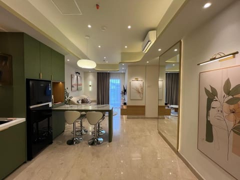 Kitchen or kitchenette, oven