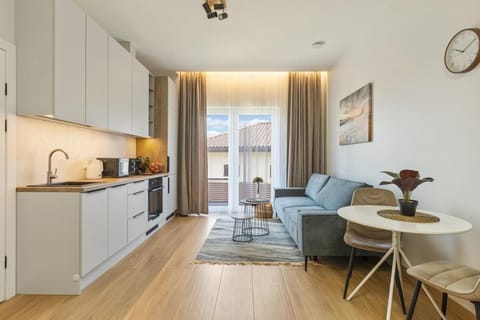 Kitchen or kitchenette, Living room, Seating area