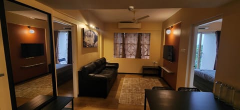 TV and multimedia, Living room, air conditioner