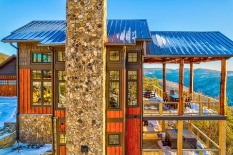 Eagle Ridge at Eagles Nest House in Beech Mountain