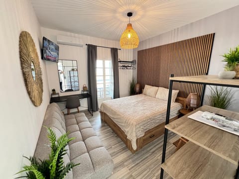 Living room, Bedroom