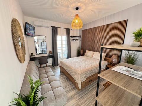 Living room, Bedroom