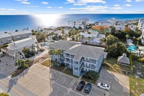 Grandy 30A Apartment in Inlet Beach