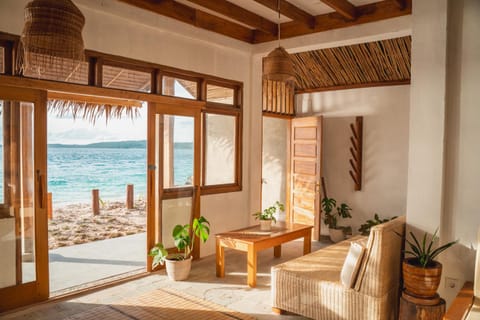 Natural landscape, View (from property/room), Balcony/Terrace, Living room, Seating area, Sea view