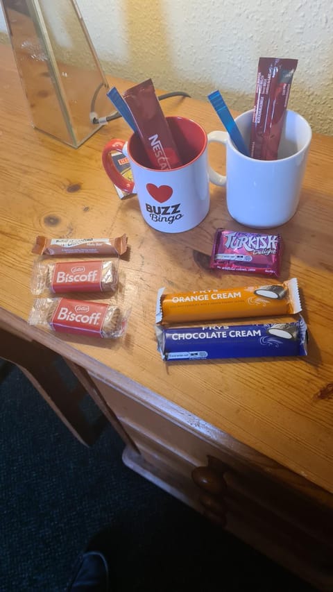 one floor of rooms 9-11persons Bed and Breakfast in Rhyl