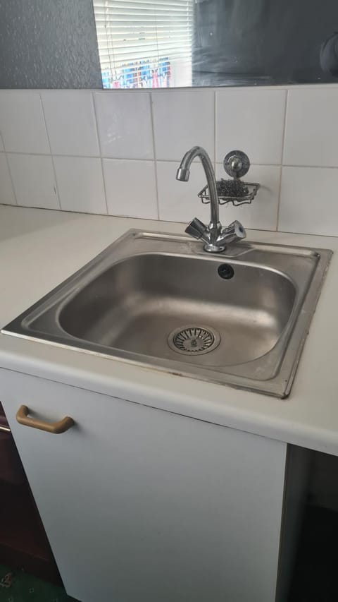 one floor of rooms 9-11persons Bed and Breakfast in Rhyl