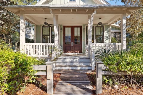 Walk on the Ocean House in Seaside