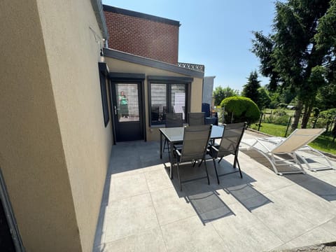 Property building, Balcony/Terrace