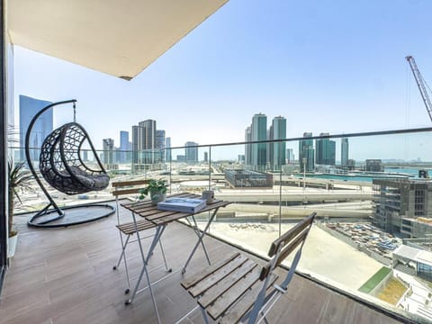 Full Cleveland & Pool View - 5 min walk from ADGM & Galleria - Big Balcony - Corner Unit - Heart of Maryah Island Apartment in Abu Dhabi