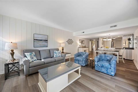 Sea Pines Escape 2BR Villa with Balcony & Golf View Villa in Hilton Head Island