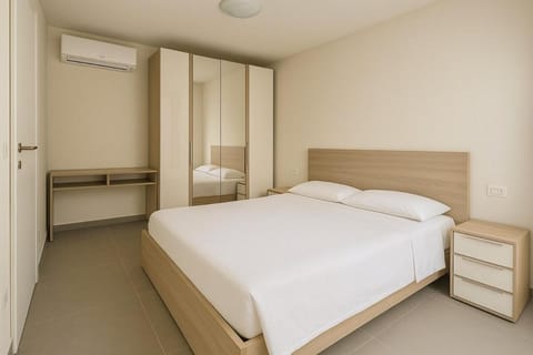 Sunset Apartment with parking Apartment in Lignano Sabbiadoro