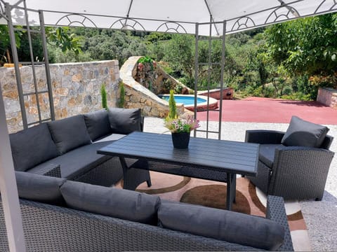 Patio, Garden, Garden view