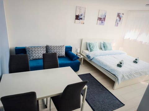 Bed, Living room, Dining area