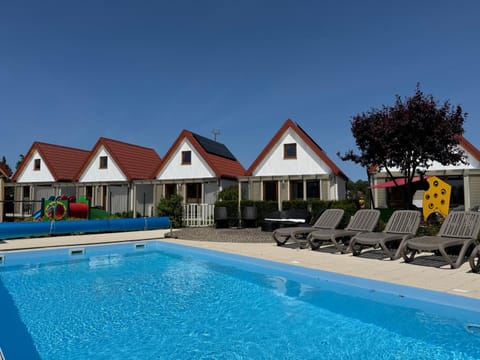 Property building, Pool view, Swimming pool