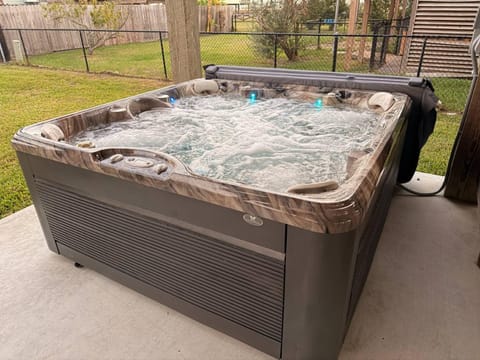 Hot Tub, Other