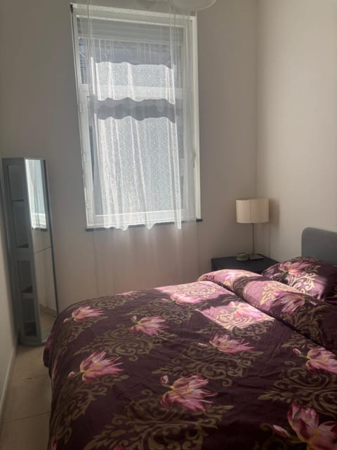 The Heart of Petit Sablon Apartment in Saint-Gilles