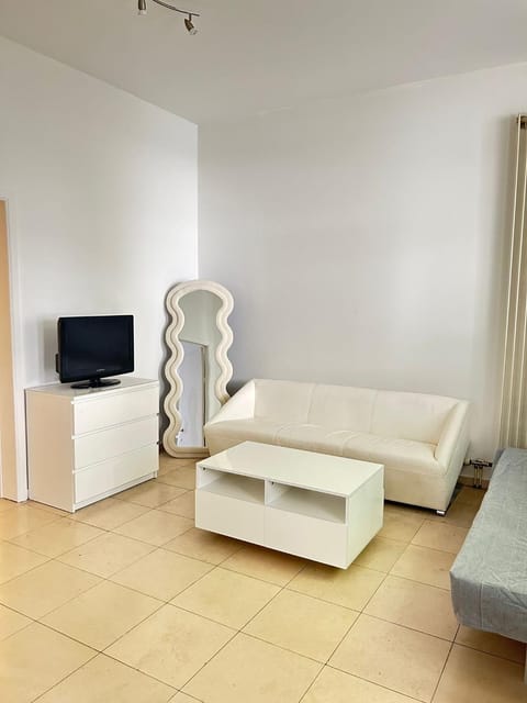 The Heart of Petit Sablon Apartment in Saint-Gilles