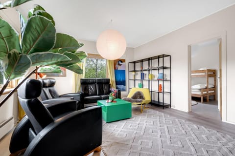 Villa Heritage - Free Parking & Near Supermarket Apartment in Tromso