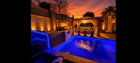 Pool view, Entertainment