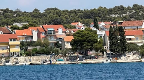 City view, Sea view