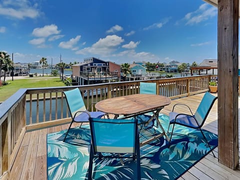 Turtle Nest House in Jamaica Beach