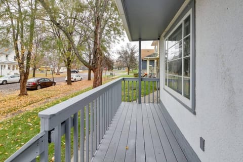 Pet-Friendly Cottage in DWTN Brainerd House in Brainerd