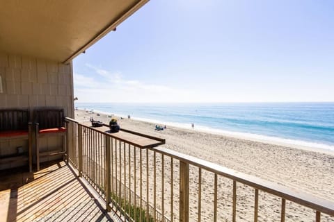 Oceanfront Condo on Sand, Walk to Carlsbad Village House in Carlsbad