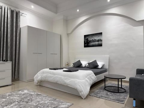 Brand new - Stylish Studio Near to Yas & Airport Apartment in Abu Dhabi