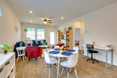 Remote Working Hub with Yard in South Austin Suburbs House in Kyle