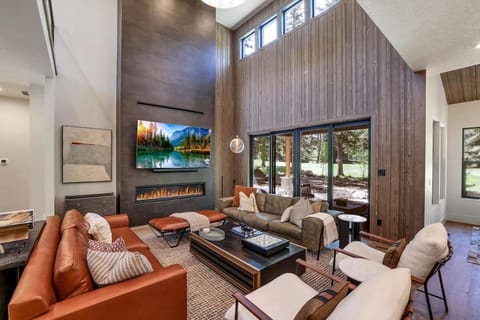 Violet Retreat House in McCall