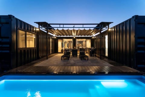 Patio, Pool view, Swimming pool