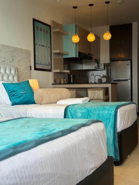 Bed, Kitchen or kitchenette, Photo of the whole room, Bedroom