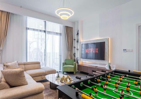 Game Room, TV and multimedia, Living room, Seating area, Evening entertainment