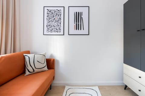 Seating area, wardrobe