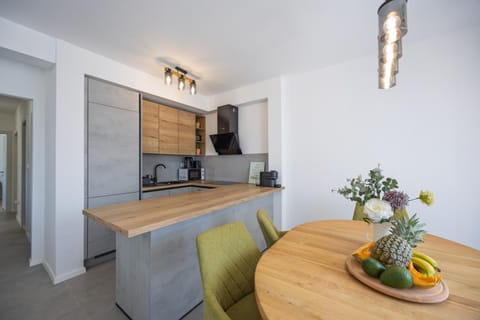 NU Sea View Apartment in Podstrana