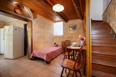 Galatas Maisonette House in Crete