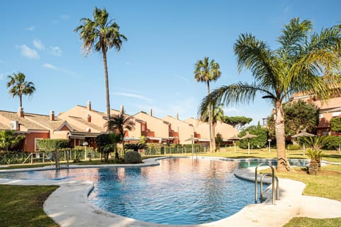 Property building, Pool view