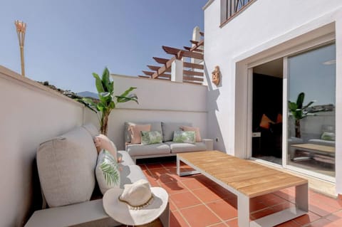 Patio, Day, View (from property/room), Balcony/Terrace, Seating area