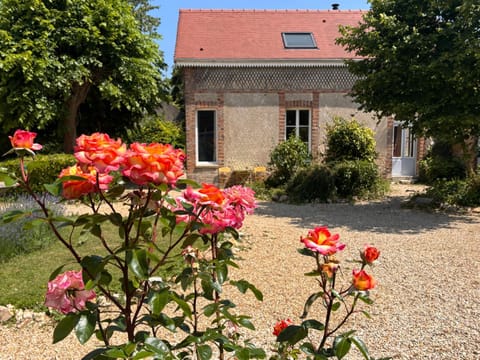 Maison des Artistes House in Île-de-France